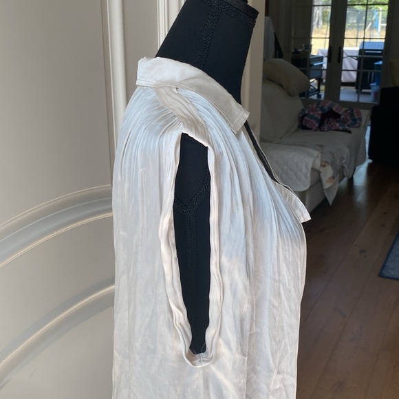Off white Vince sleeveless blouse size 10 - Picture 4 of 11